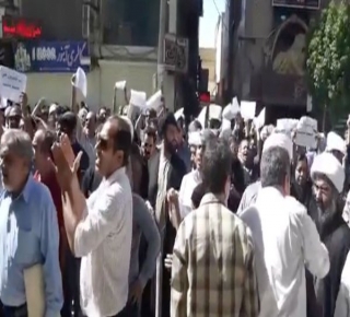 ما عاد له تأثير سياسي واقتصادي كبير: لا ثورة جديدة في إيران بقيادة