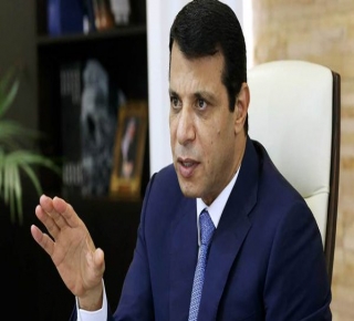مصدر: عباس عارض اتفاق الهدنة بين حماس وإسرائيل لاكتشافه أن دحلان يلعب دورا فعالا فيه من وراء الكواليس