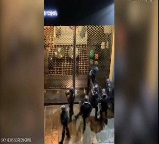 عن قمع متظاهري باريس: لا يمكن تصور ديمقراطية غربية خارج الرأسمالية ولا قيمة للمجتمع أمام